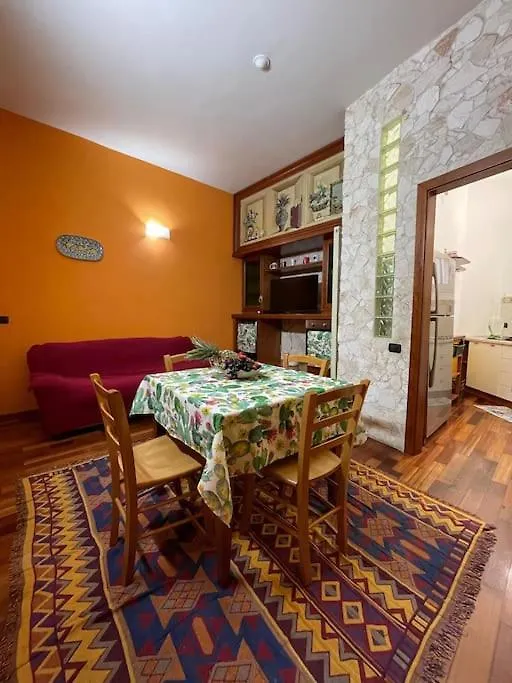 Casa Elle contacts